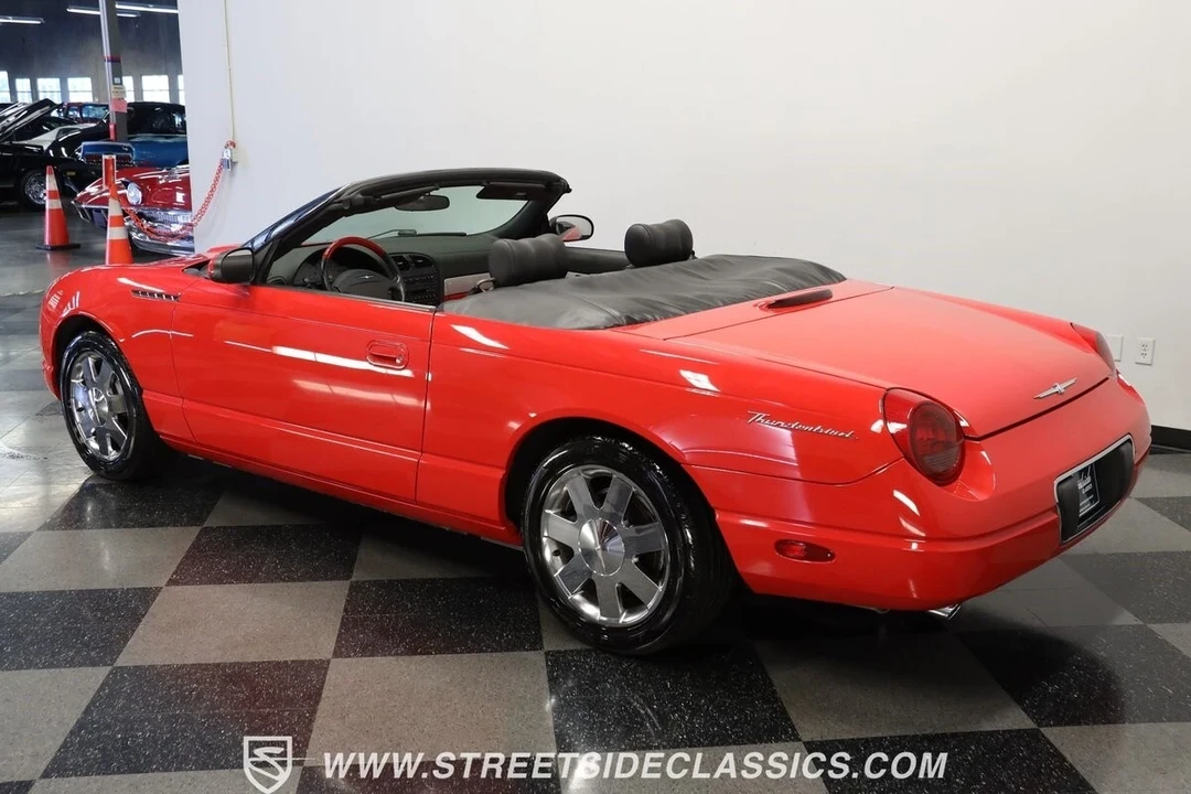 2002 Ford Thunderbird 10th Gen - Image 7 of 12