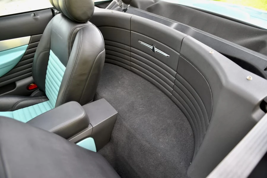 2002 Ford Thunderbird 11th Gen - Image 22 of 31
