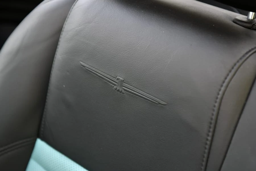 2002 Ford Thunderbird 11th Gen - Image 29 of 31