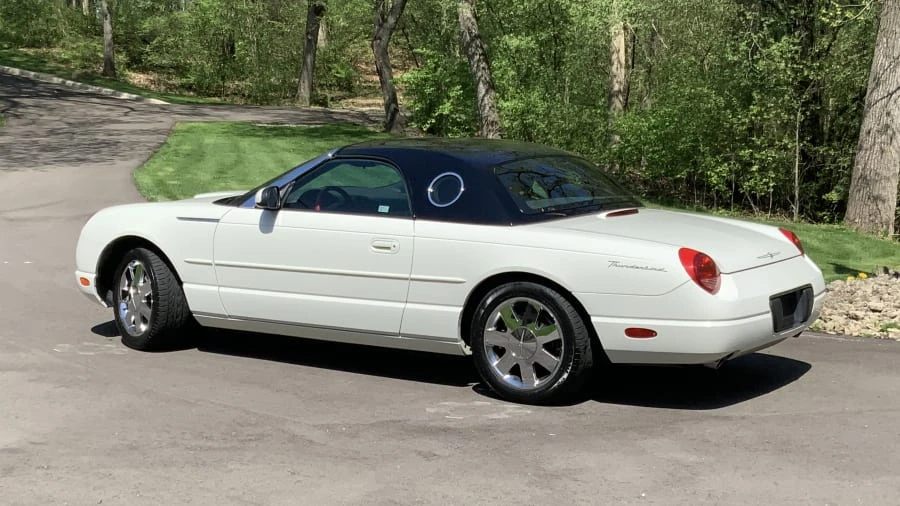 2002 Ford Thunderbird 11th Gen - Image 2 of 11