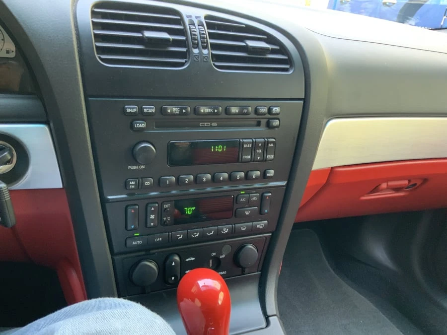 2002 Ford Thunderbird 11th Gen - Image 10 of 11