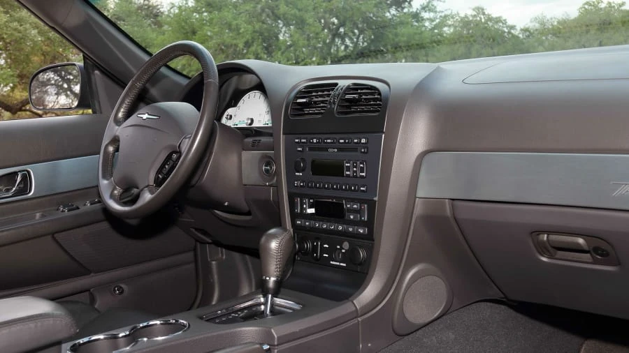 2002 Ford Thunderbird 11th Gen - Image 16 of 21
