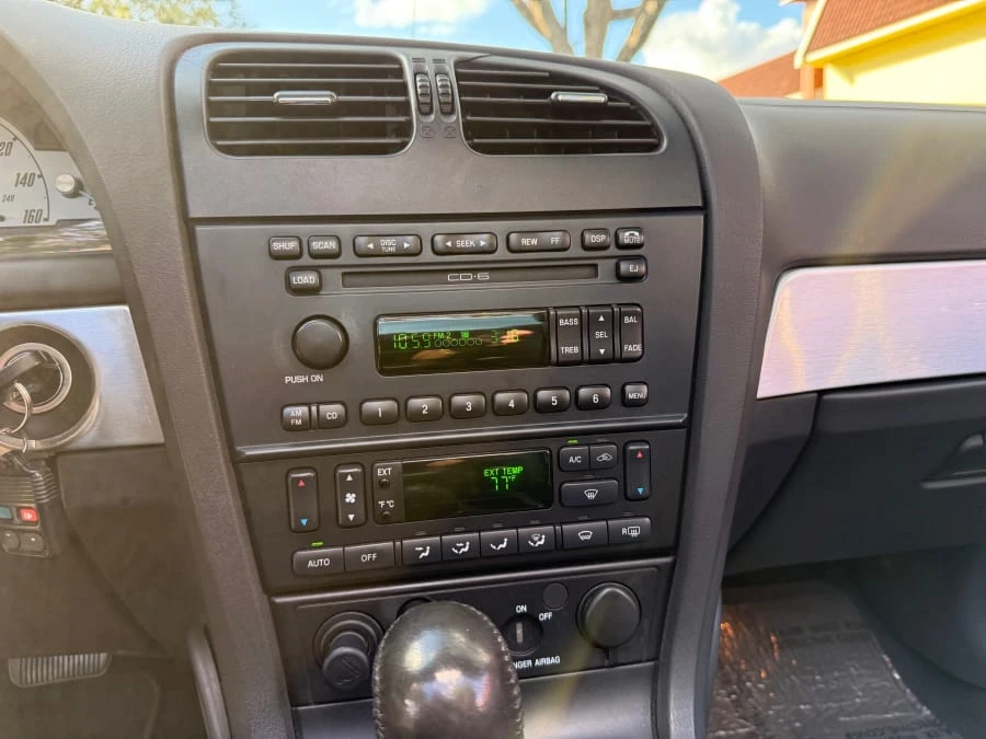 2002 Ford Thunderbird 11th Gen - Image 19 of 31