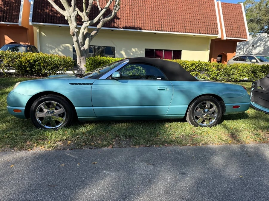 2002 Ford Thunderbird 11th Gen - Image 8 of 31