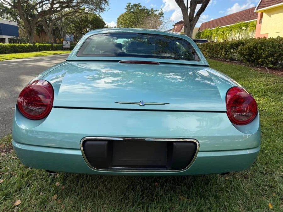 2002 Ford Thunderbird 11th Gen - Image 6 of 31