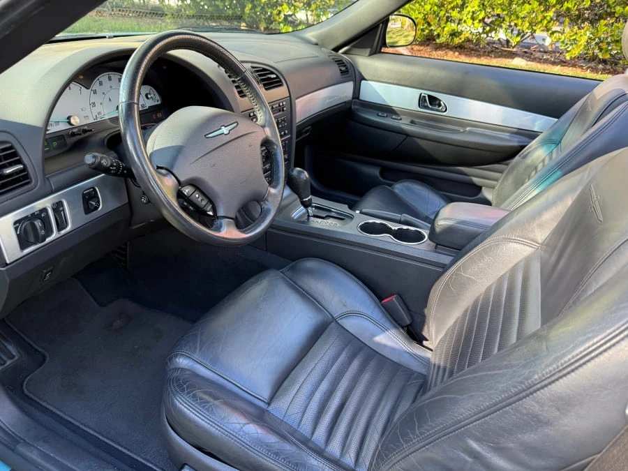 2002 Ford Thunderbird 11th Gen - Image 17 of 31