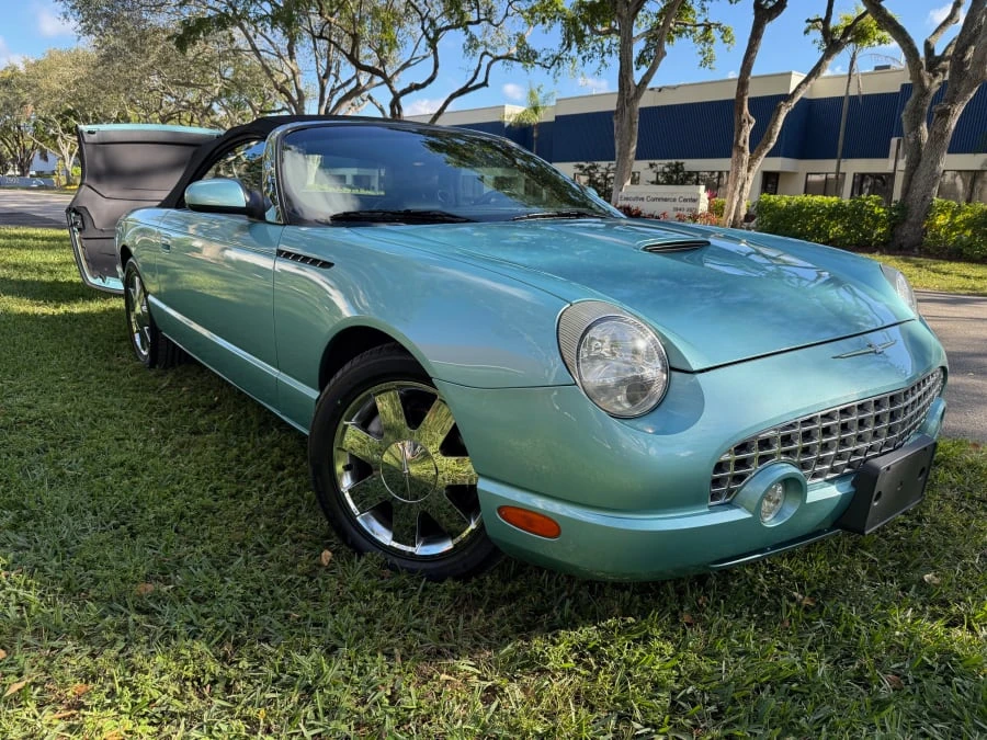 2002 Ford Thunderbird 11th Gen - Image 12 of 31