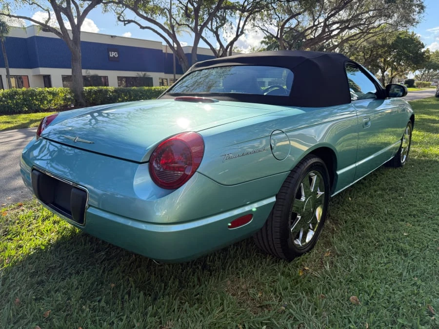 2002 Ford Thunderbird 11th Gen - Image 3 of 31