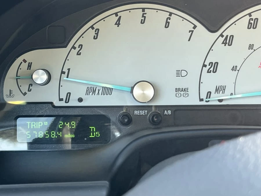 2002 Ford Thunderbird 11th Gen - Image 7 of 9