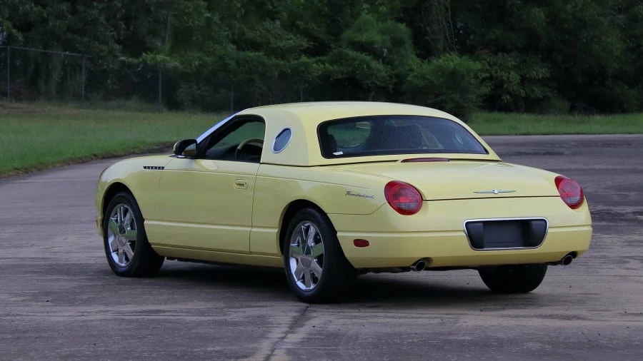 2002 Ford Thunderbird 11th Gen - Image 13 of 23