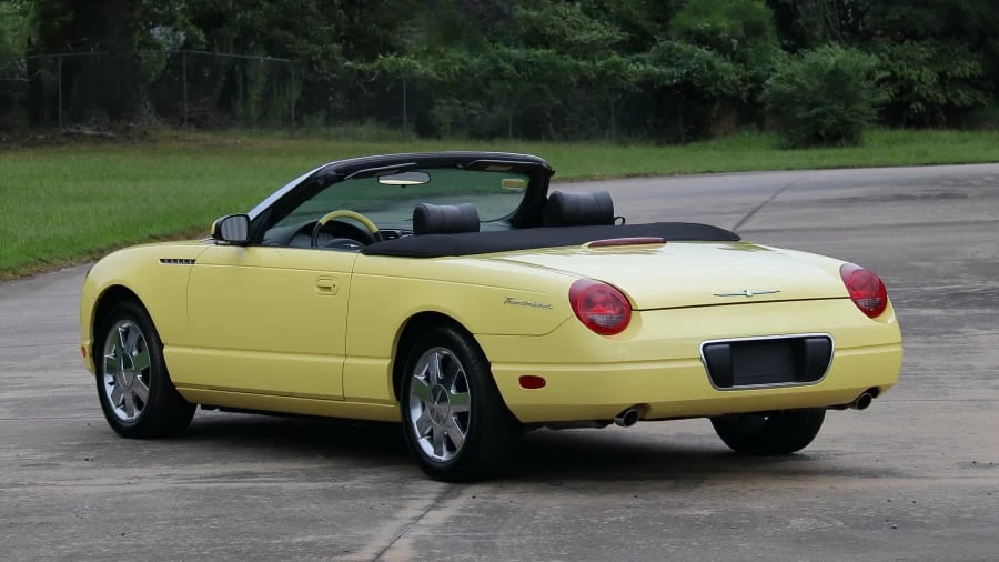 2002 Ford Thunderbird 11th Gen - Image 14 of 23