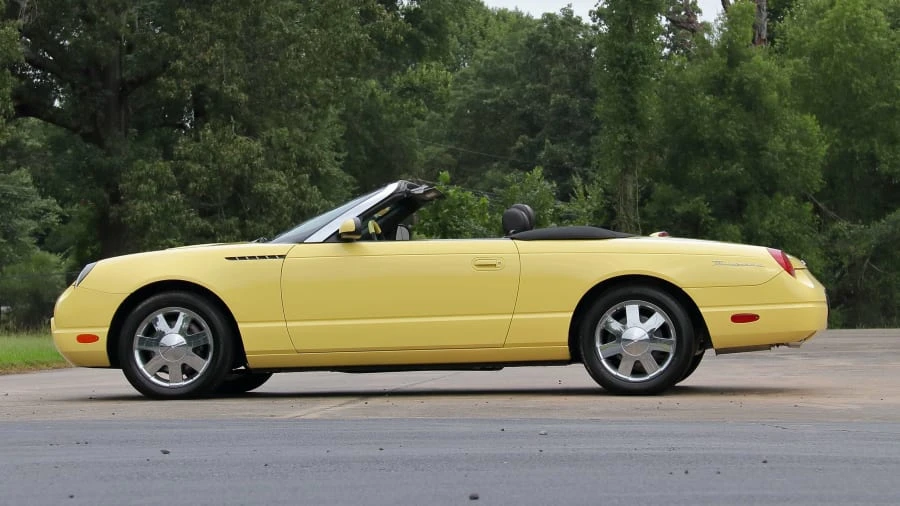 2002 Ford Thunderbird 11th Gen - Image 20 of 23