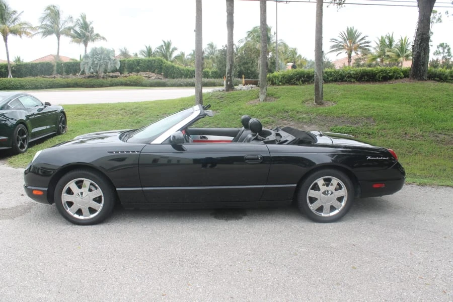 2002 Ford Thunderbird 11th Gen - Image 2 of 12