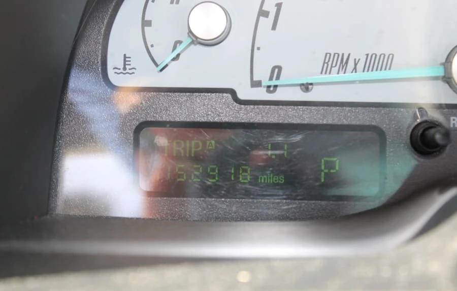 2002 Ford Thunderbird 11th Gen - Image 5 of 12