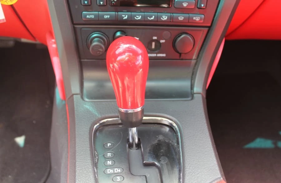 2002 Ford Thunderbird 11th Gen - Image 6 of 12