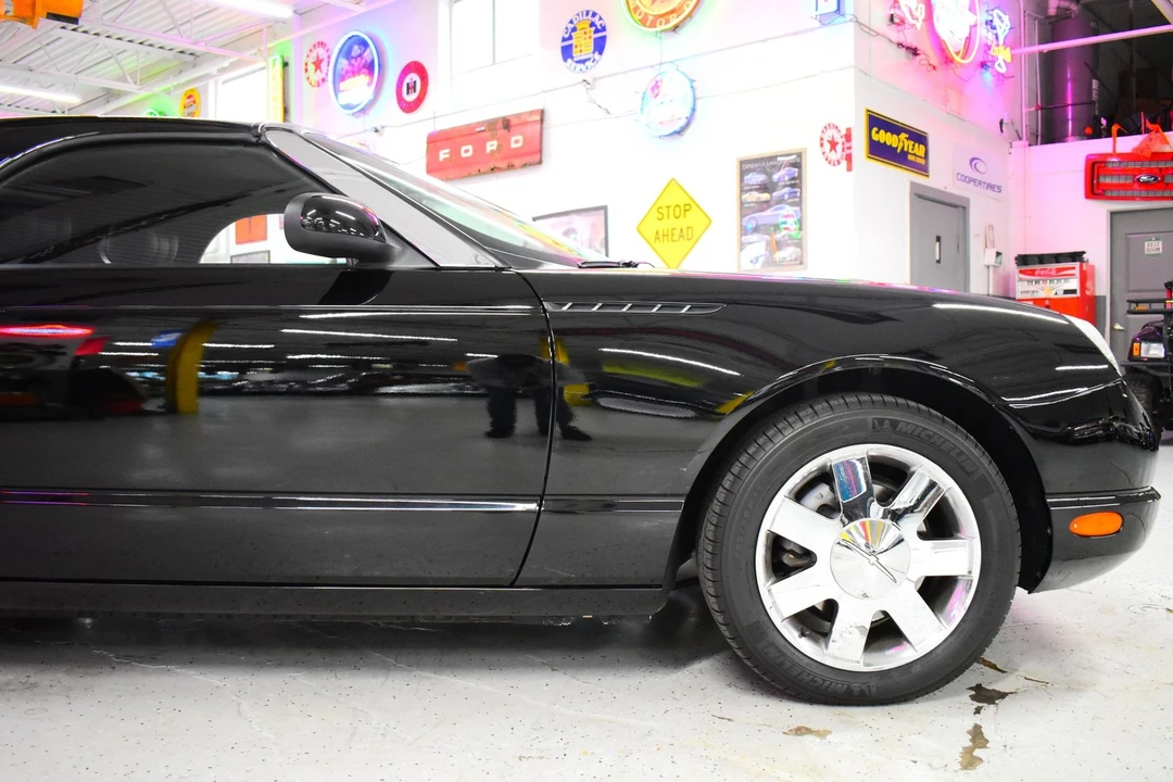 2002 Ford Thunderbird 11th Gen - Image 8 of 20