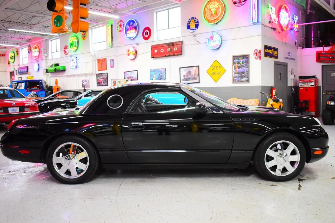2002 Ford Thunderbird 11th Gen - Image 4 of 20