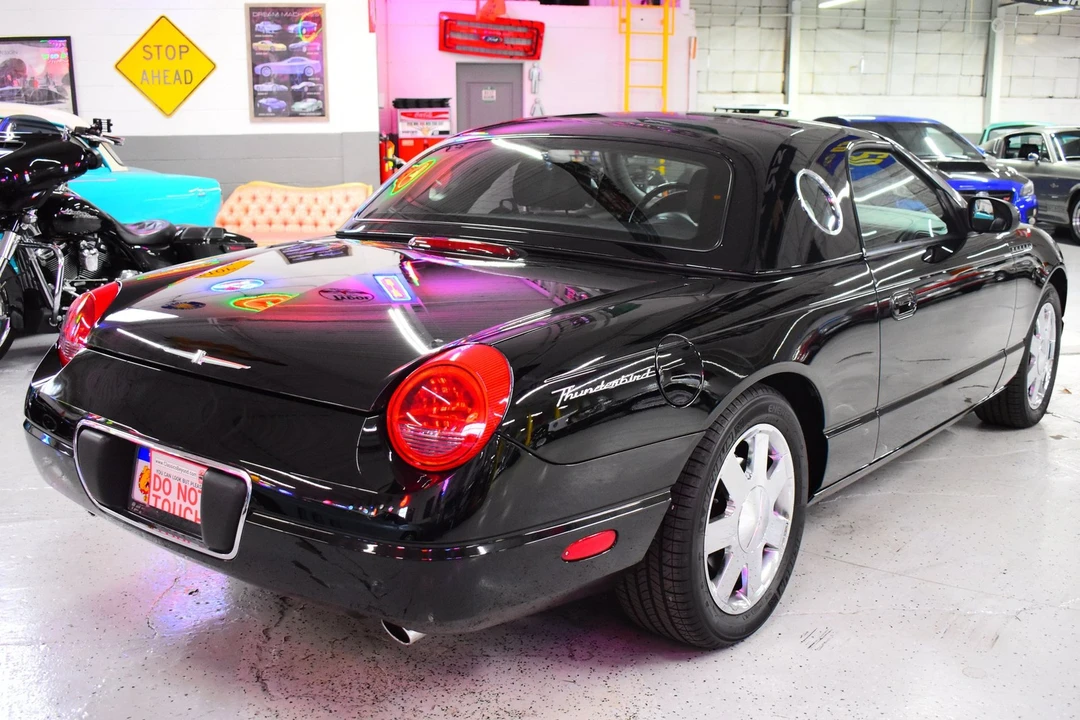 2002 Ford Thunderbird 11th Gen - Image 9 of 20