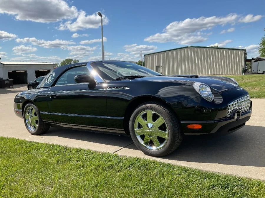 2002 Ford Thunderbird 11th Gen - Image 6 of 18