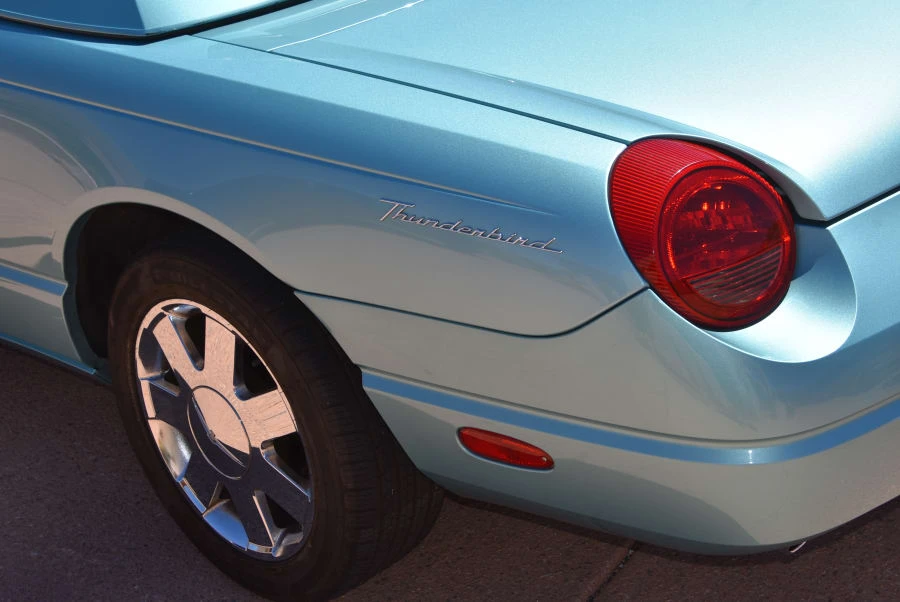 2002 Ford Thunderbird 11th Gen - Image 7 of 17