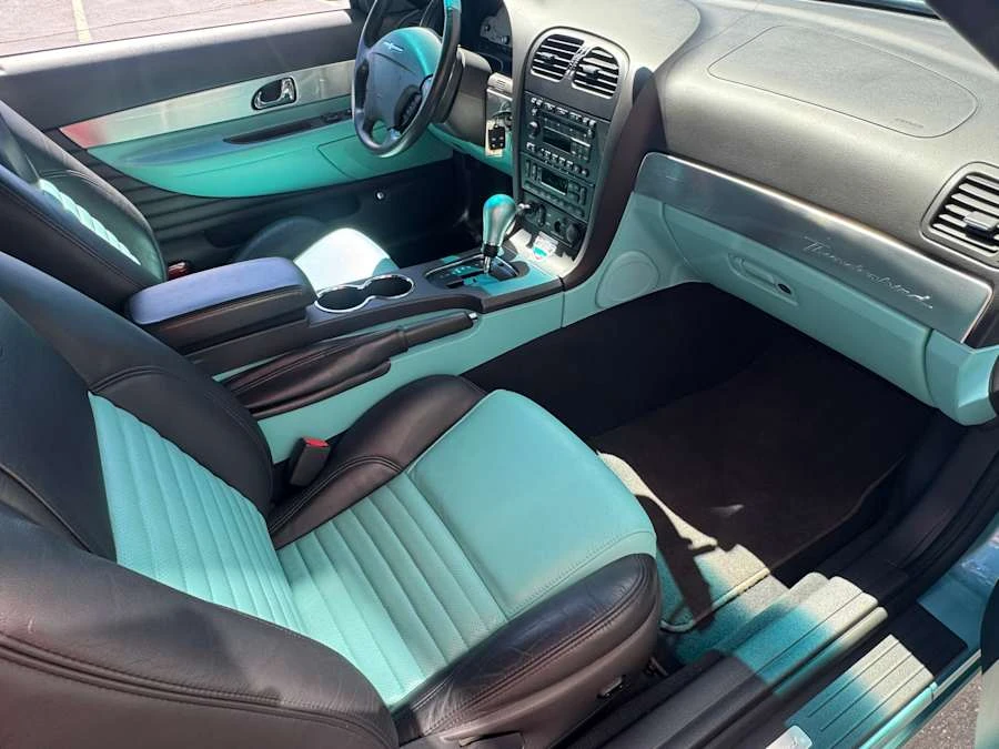 2002 Ford Thunderbird 11th Gen - Image 6 of 10