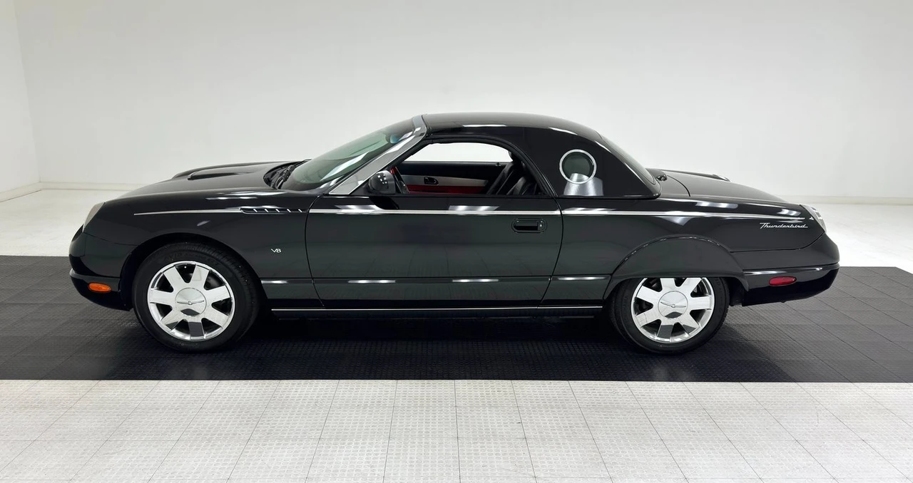 2002 Ford Thunderbird 11th Gen - Image 4 of 12