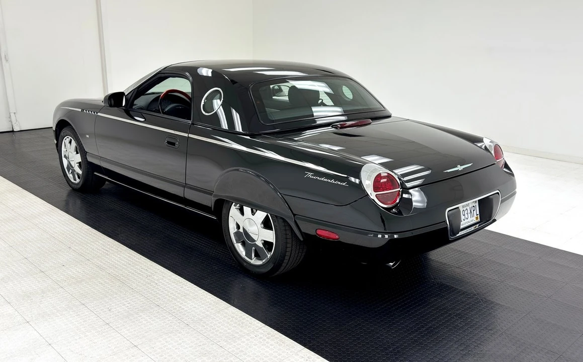 2002 Ford Thunderbird 11th Gen - Image 7 of 31