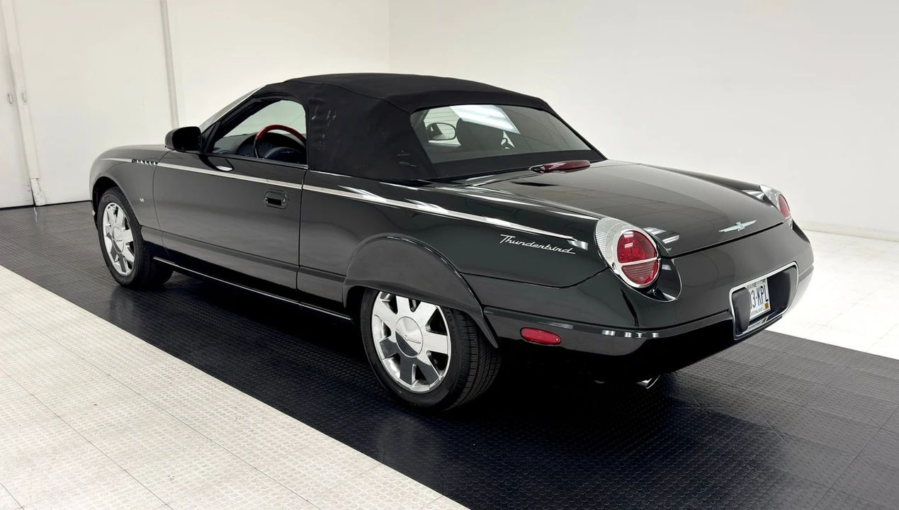 2002 Ford Thunderbird 11th Gen - Image 8 of 31