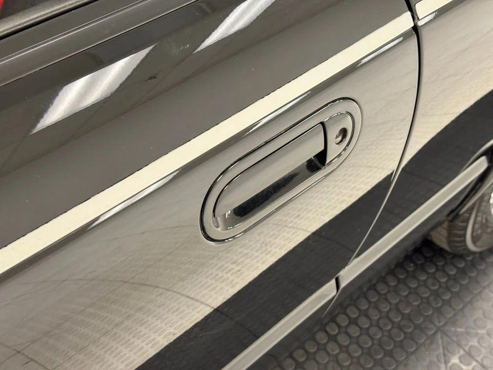 2002 Ford Thunderbird 11th Gen - Image 22 of 31