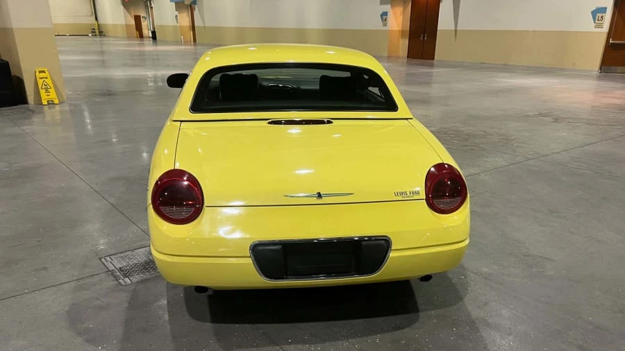 2002 Ford Thunderbird 11th Gen - Image 2 of 12