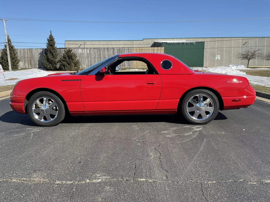 2002 Ford Thunderbird 11th Gen - Image 2 of 10