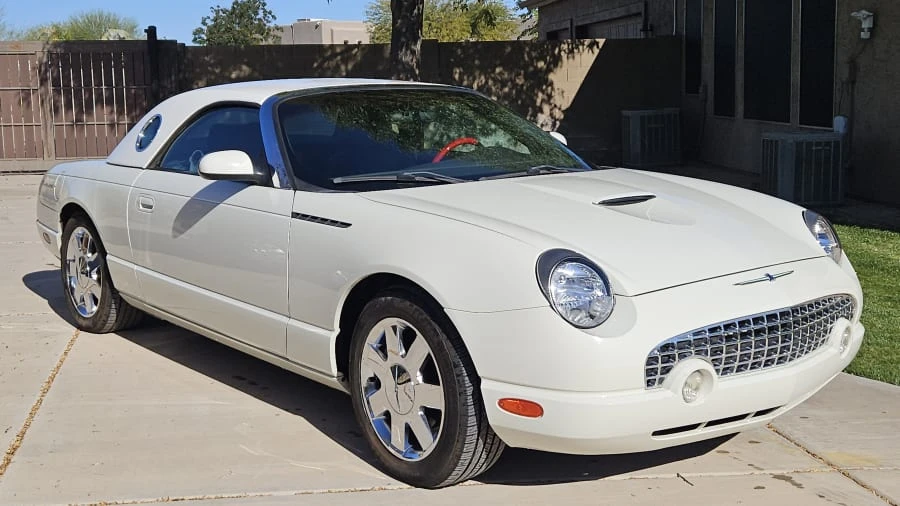 2002 Ford Thunderbird 11th Gen - Image 4 of 14