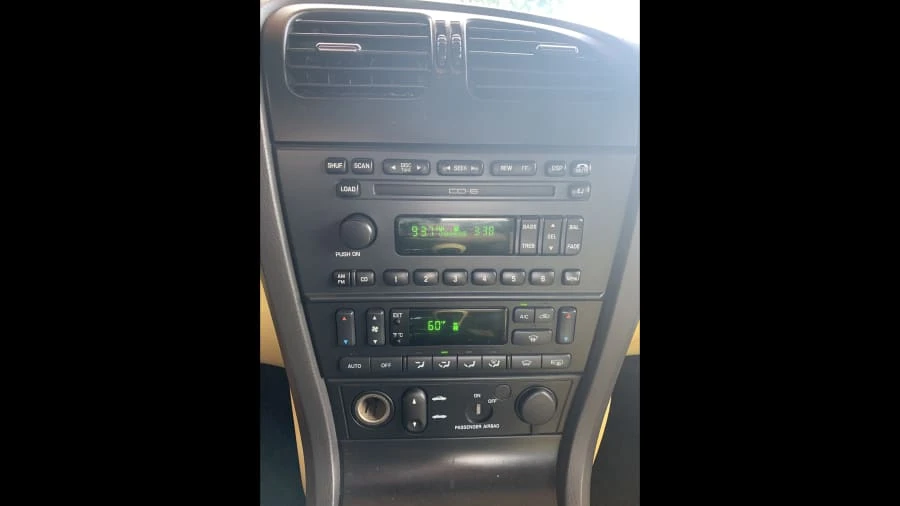 2002 Ford Thunderbird 11th Gen - Image 6 of 12