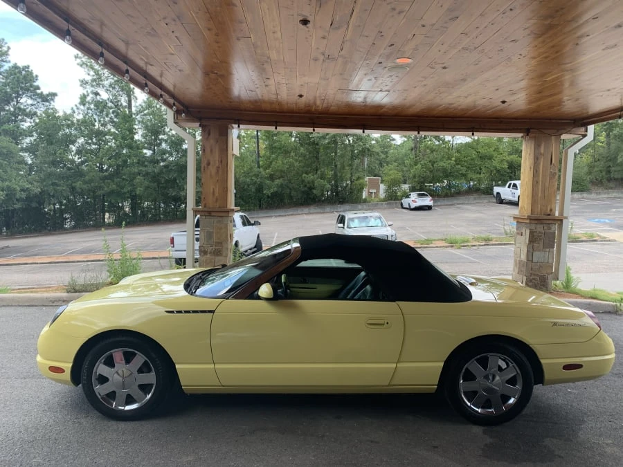 2002 Ford Thunderbird 11th Gen - Image 2 of 12