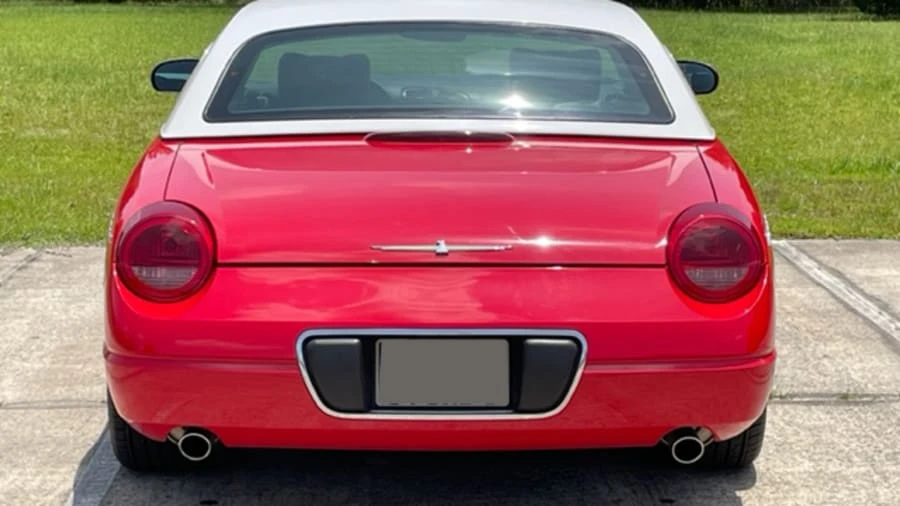 2002 Ford Thunderbird 11th Gen - Image 10 of 19