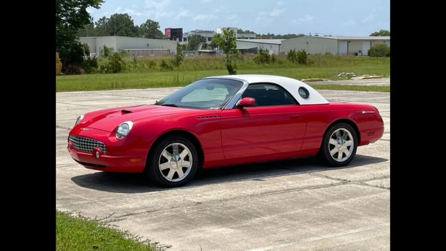2002 Ford Thunderbird 11th Gen - Image 13 of 19