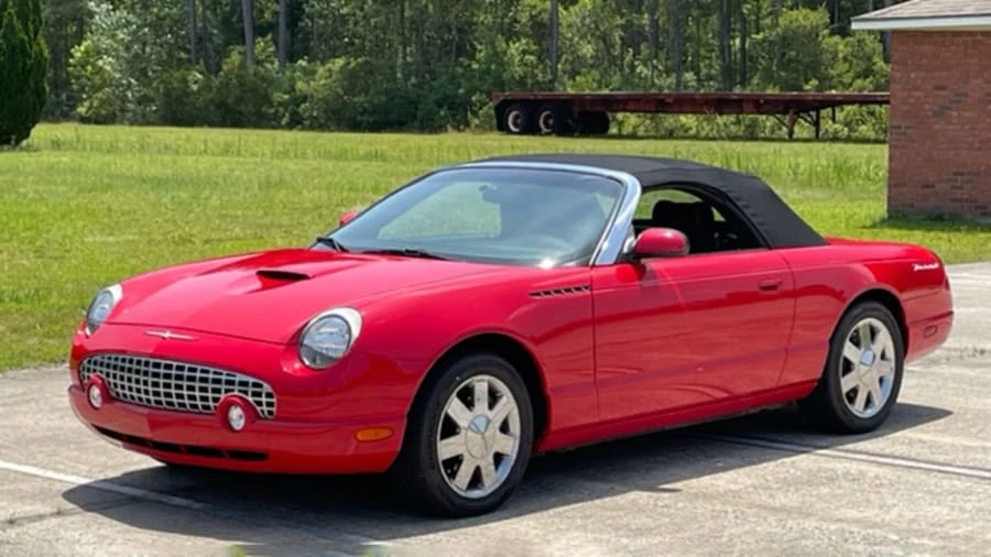 2002 Ford Thunderbird 11th Gen - Image 16 of 19