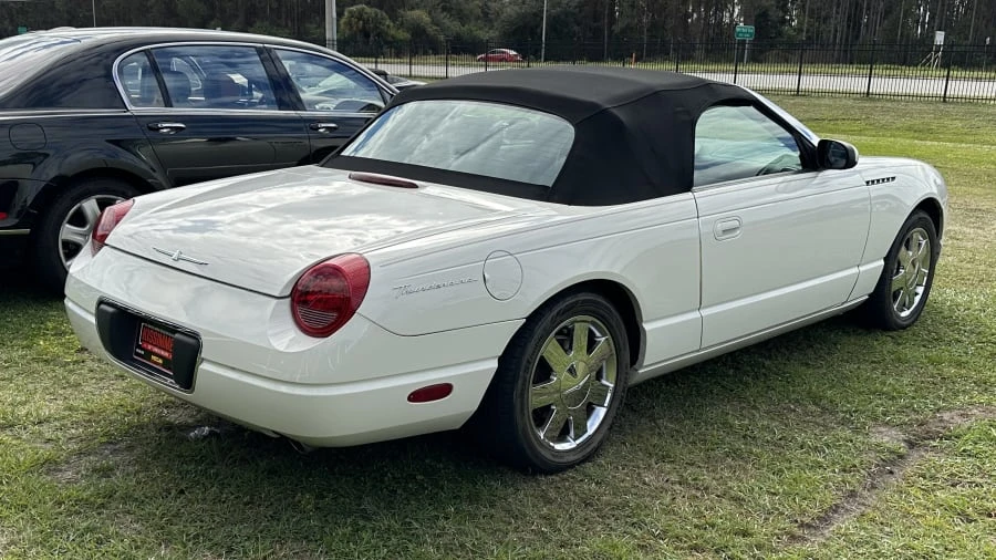 2002 Ford Thunderbird 11th Gen - Image 2 of 6