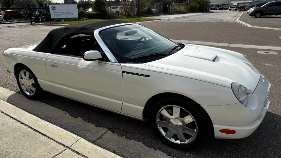 2002 Ford Thunderbird 11th Gen - Image 4 of 7