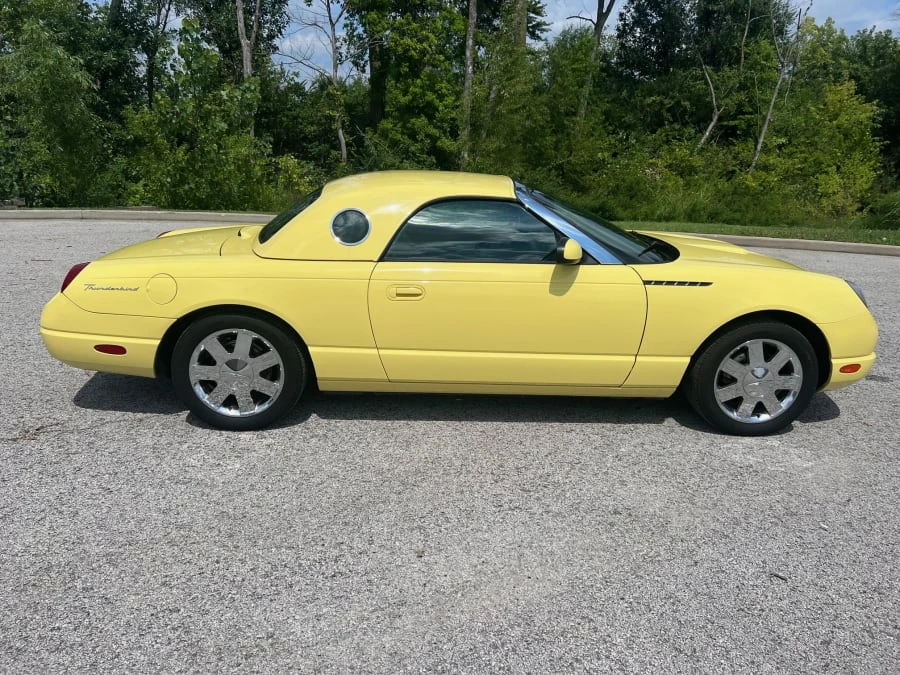 2002 Ford Thunderbird 11th Gen - Image 2 of 7