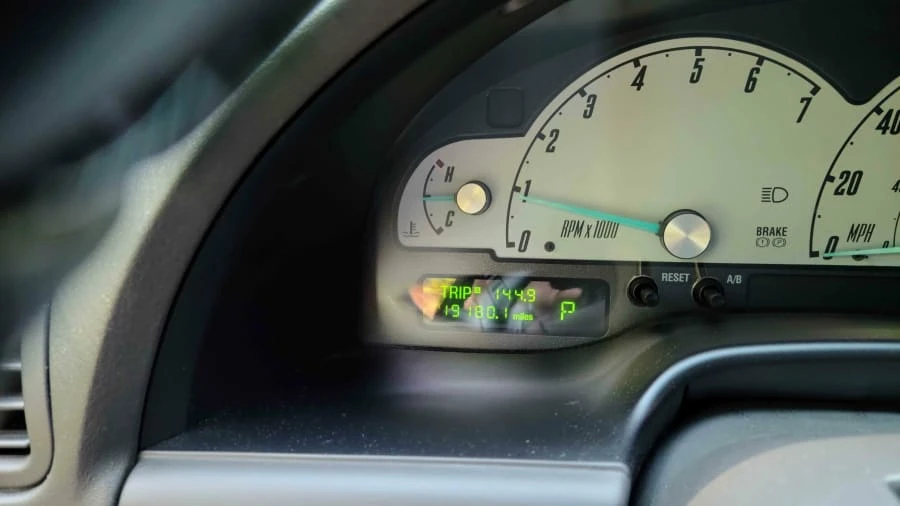 2002 Ford Thunderbird 11th Gen - Image 12 of 12