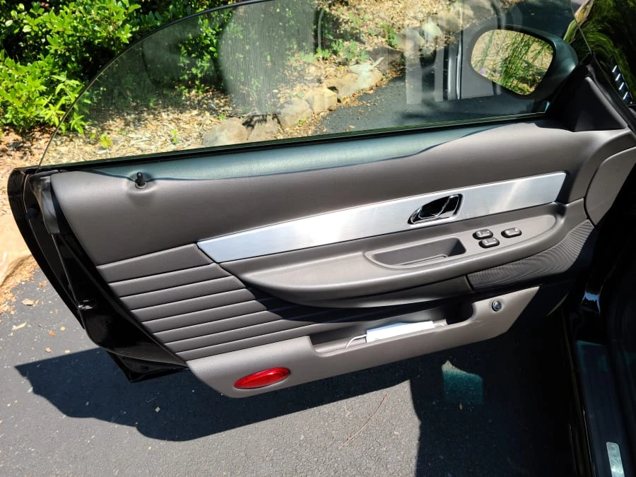 2002 Ford Thunderbird 11th Gen - Image 3 of 12