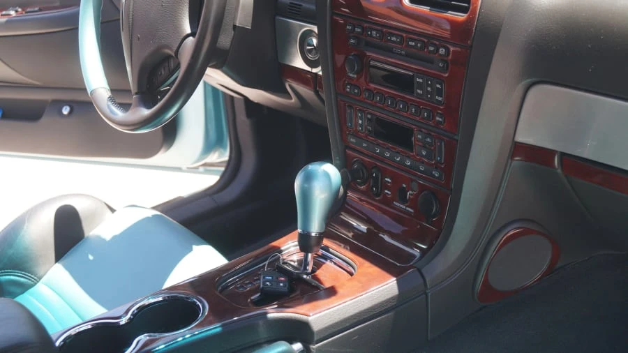 2002 Ford Thunderbird 11th Gen - Image 4 of 12