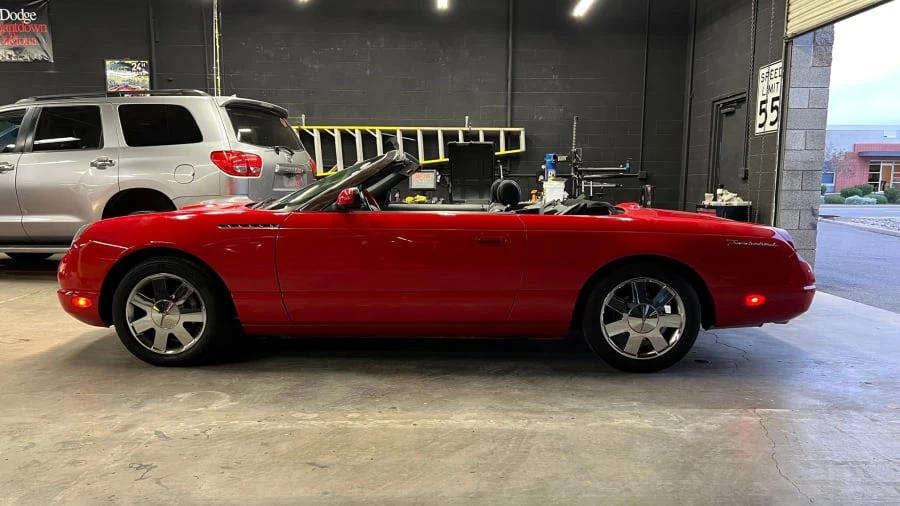 2002 Ford Thunderbird 11th Gen - Image 2 of 16