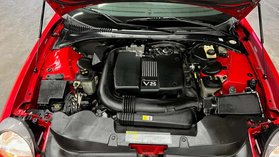 2002 Ford Thunderbird 11th Gen - Image 15 of 16