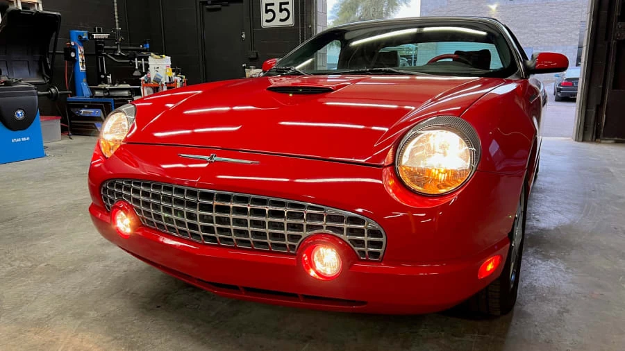2002 Ford Thunderbird 11th Gen - Image 6 of 16