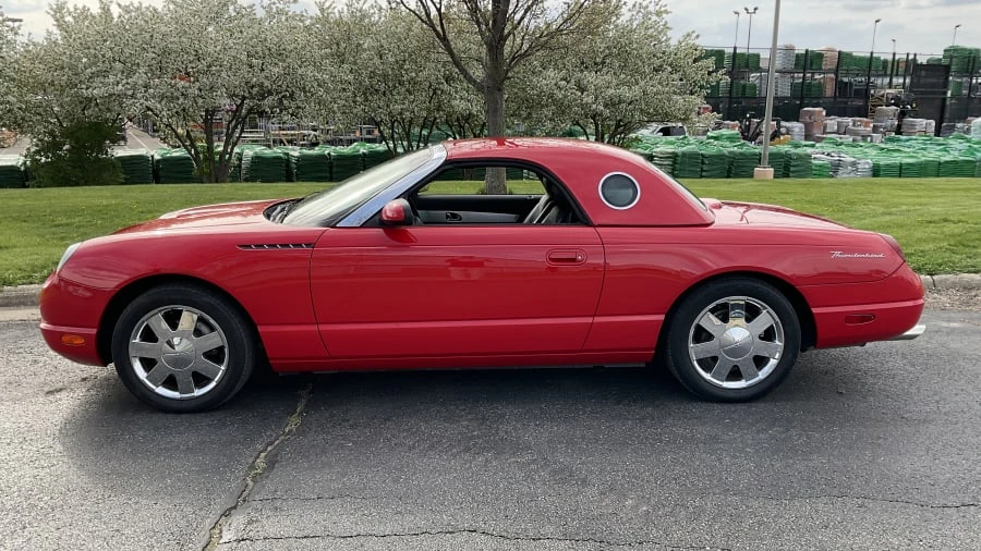 2002 Ford Thunderbird 11th Gen - Image 2 of 10