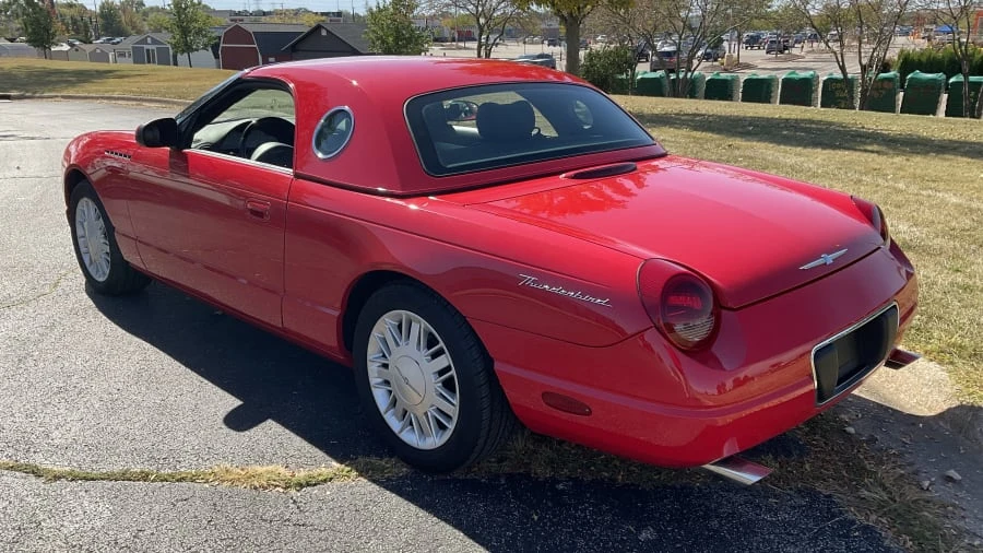 2002 Ford Thunderbird 11th Gen - Image 9 of 15
