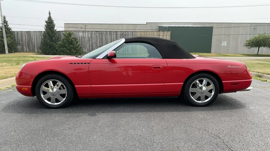 2002 Ford Thunderbird 11th Gen - Image 5 of 15