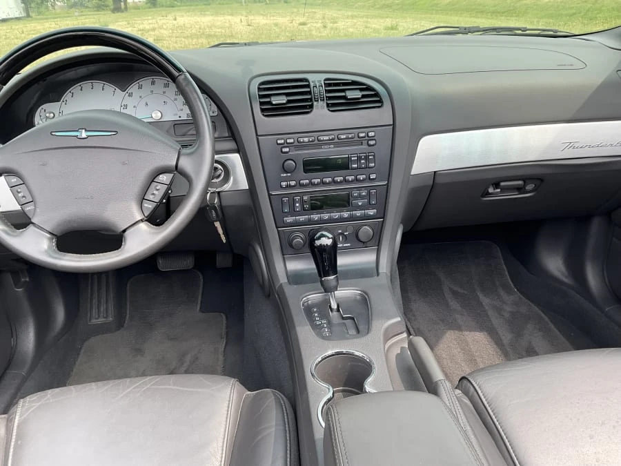 2002 Ford Thunderbird 11th Gen - Image 9 of 11